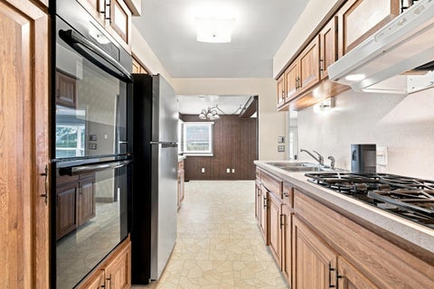 Tiny photo for 3339 Parkside Road, Columbus, OH 43204 (MLS # 226033762)