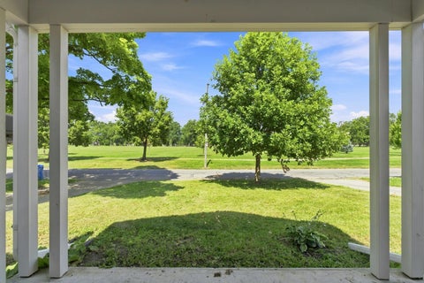 Tiny photo for 3339 Parkside Road, Columbus, OH 43204 (MLS # 226033762)