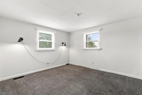 Tiny photo for 3339 Parkside Road, Columbus, OH 43204 (MLS # 226033762)