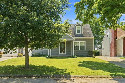 Tiny photo for 3339 Parkside Road, Columbus, OH 43204 (MLS # 226033762)