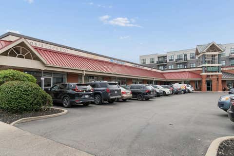 Tiny photo for 866 Pullman Way 23 #23, Grandview Heights, OH 43212 (MLS # 226029843)