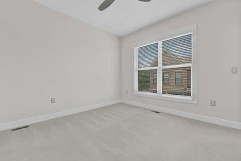 Tiny photo for 866 Pullman Way 23 #23, Grandview Heights, OH 43212 (MLS # 226029843)