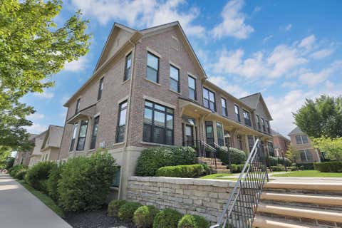 Tiny photo for 866 Pullman Way 23 #23, Grandview Heights, OH 43212 (MLS # 226029843)