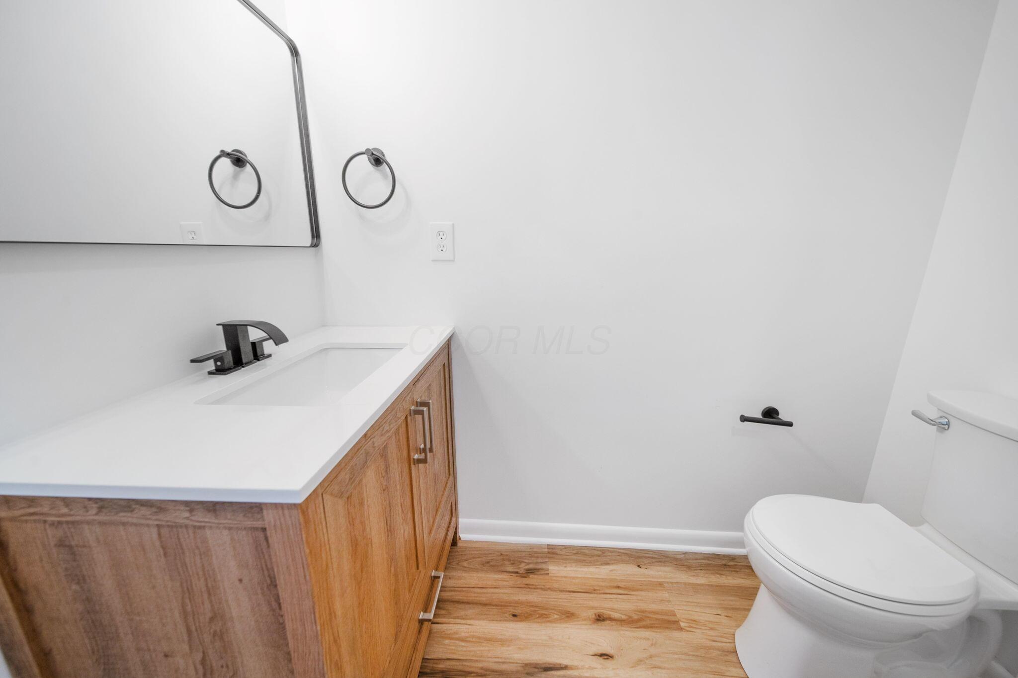 8916 Roley Road, Sugar Grove, Ohio image 17