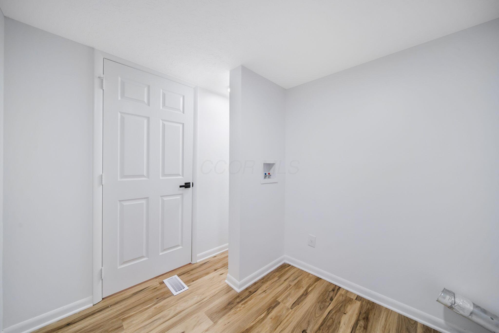 8916 Roley Road, Sugar Grove, Ohio image 29