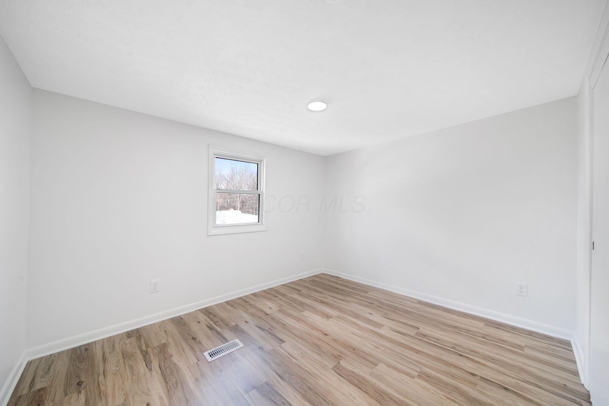 8916 Roley Road, Sugar Grove, Ohio image 26