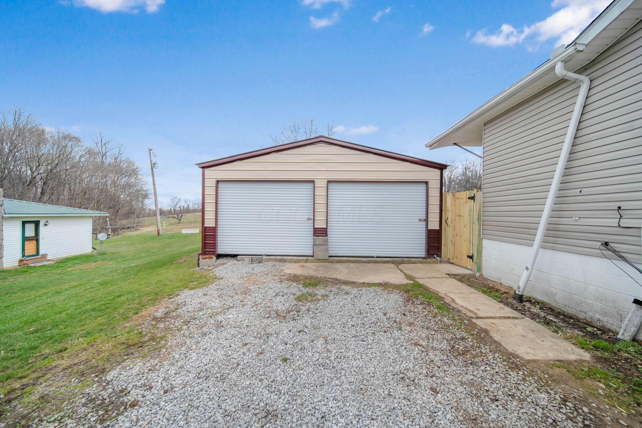 8916 Roley Road, Sugar Grove, Ohio image 42