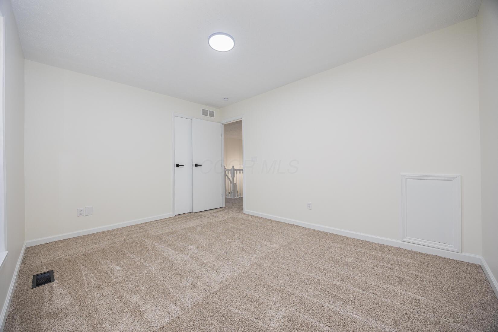 2699 Willow Glen Road, Hilliard, Ohio image 31
