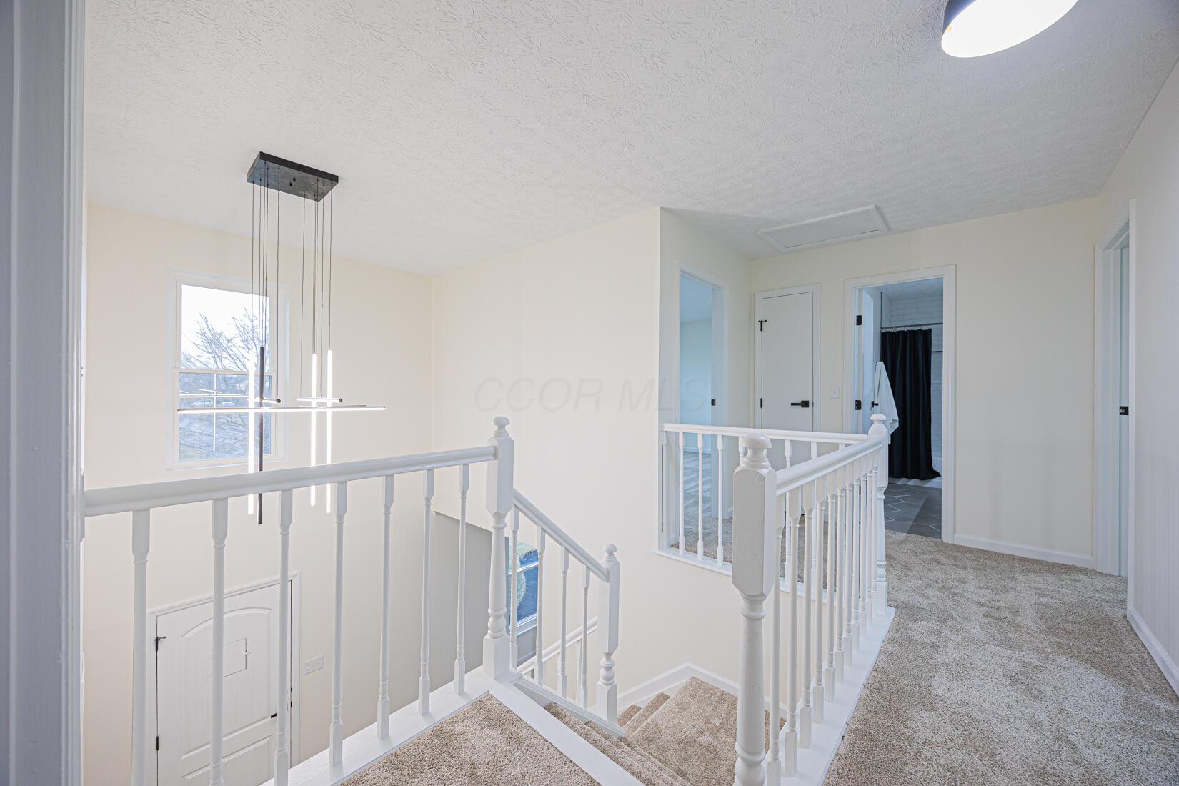 2699 Willow Glen Road, Hilliard, Ohio image 25