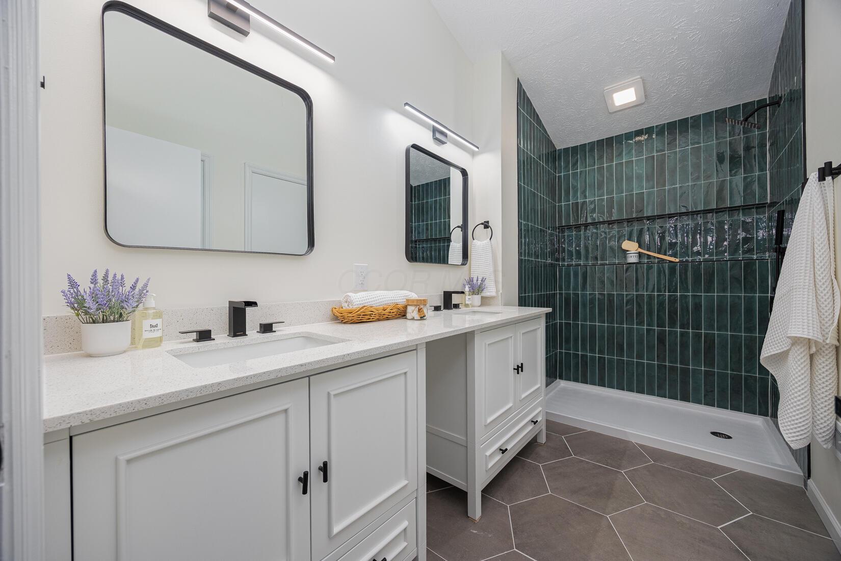 2699 Willow Glen Road, Hilliard, Ohio image 37