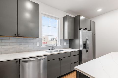 Tiny photo for 110 E Lafayette Street, Columbus, OH 43215 (MLS # 226012159)