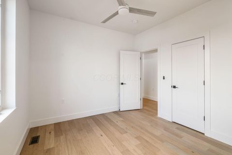 Tiny photo for 110 E Lafayette Street, Columbus, OH 43215 (MLS # 226012159)