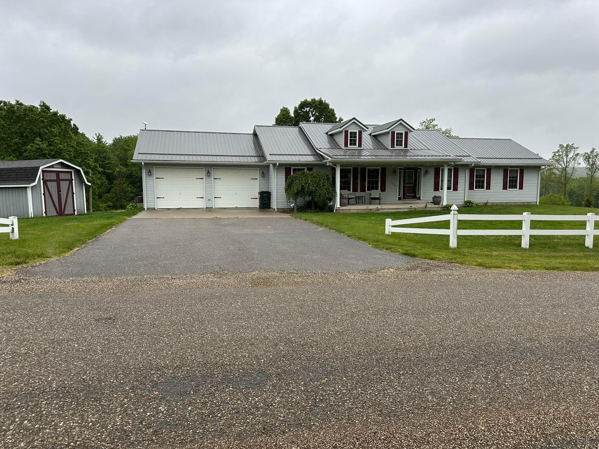 6128 Beagle Club Road Road, Newcomerstown, Ohio image 1