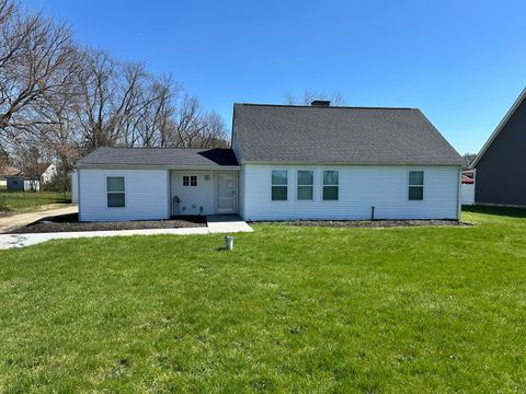 Photo of 2960 SCHWARTZ Road, Columbus, OH 43232 (MLS # 226009730)