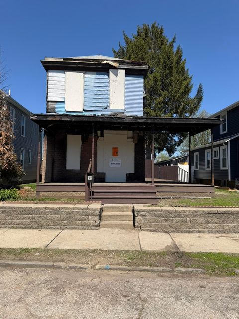 Photo of 30 W Markison Avenue, Columbus, OH 43207 (MLS # 226011193)
