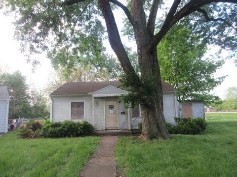 Photo of 745 Cherokee Drive, Lancaster, OH 43130 (MLS # 226015132)