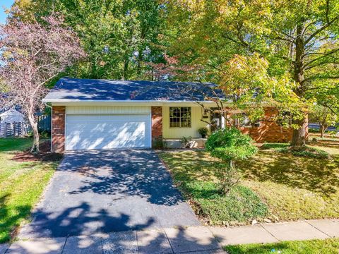 Photo of 5290 Forest Avenue, Columbus, OH 43214 (MLS # 225038972)