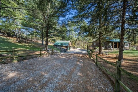 Tiny photo for 380 Urban Hill Road, Zanesville, OH 43701 (MLS # 225039531)