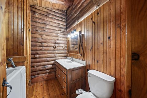 Tiny photo for 380 Urban Hill Road, Zanesville, OH 43701 (MLS # 225039531)