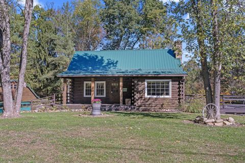 Tiny photo for 380 Urban Hill Road, Zanesville, OH 43701 (MLS # 225039531)