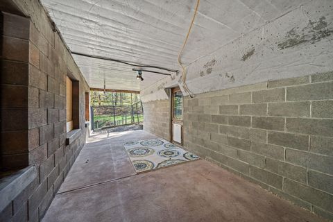 Tiny photo for 380 Urban Hill Road, Zanesville, OH 43701 (MLS # 225039531)