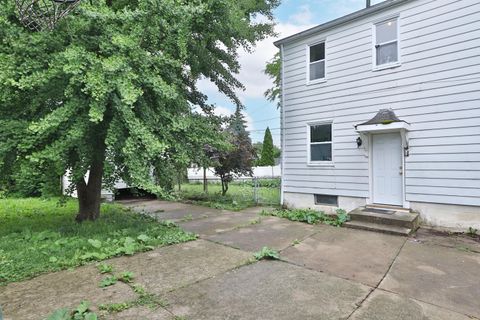 Tiny photo for 66 Demorest Road, Columbus, OH 43204 (MLS # 226018132)