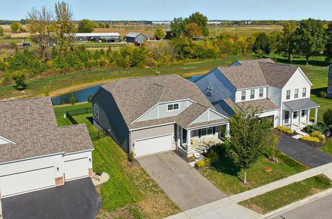 Photo of 438 Bethpage Boulevard, Commercial Point, OH 43116 (MLS # 225039557)