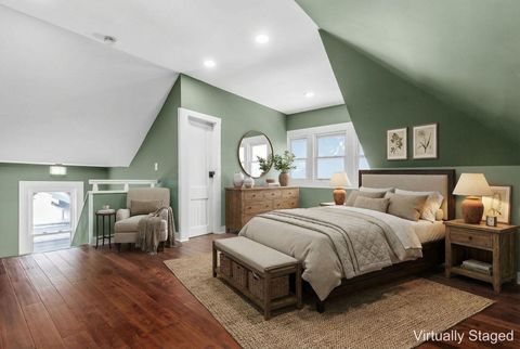 Tiny photo for 572 Linwood Avenue, Columbus, OH 43205 (MLS # 226003111)