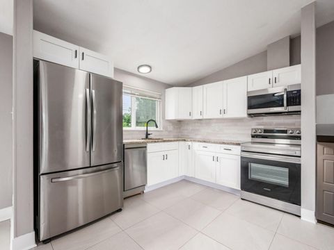 Tiny photo for 5400 Wendover Drive, Columbus, OH 43232 (MLS # 226025779)