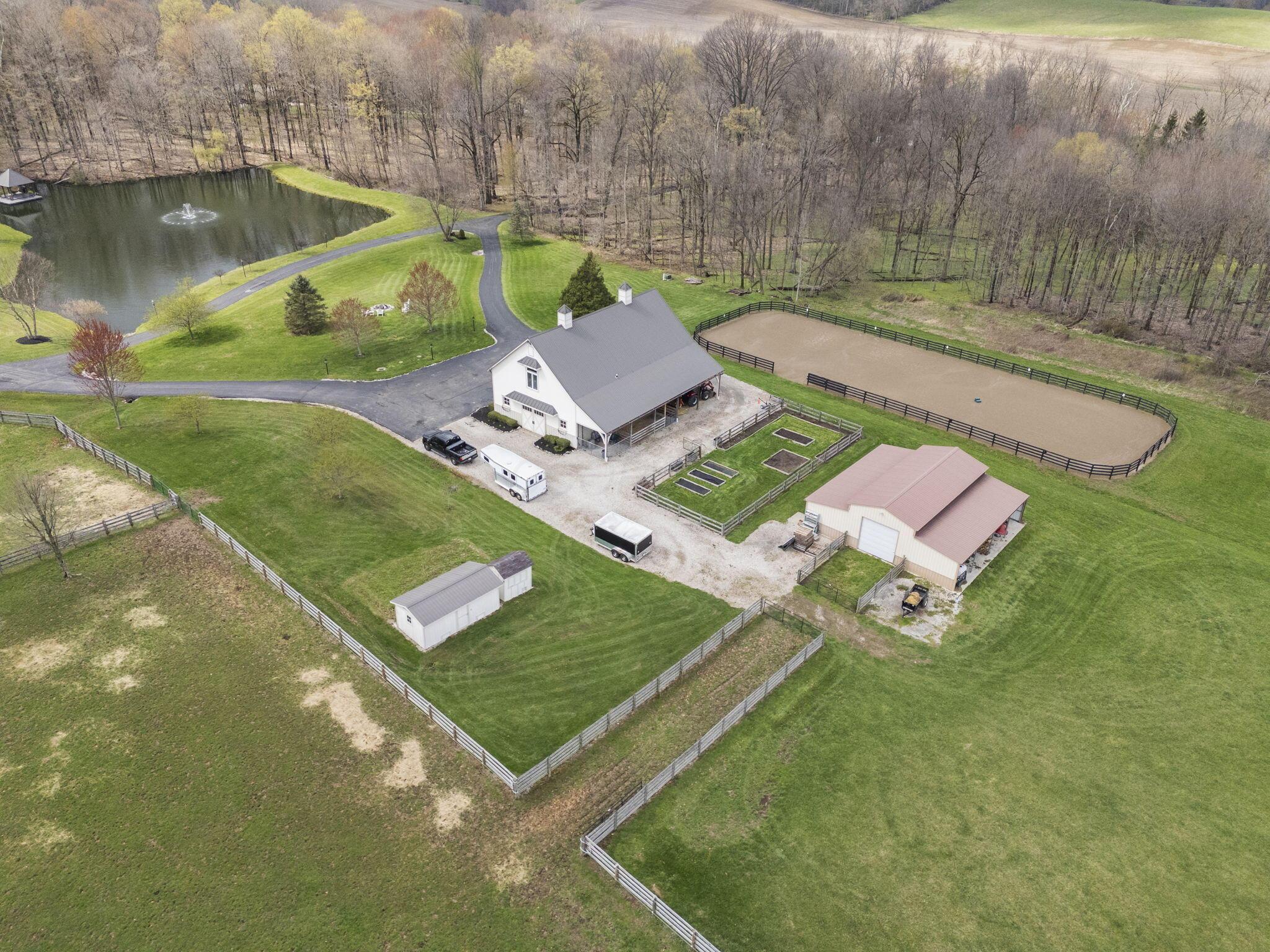 Alexandria, Ohio 43001, United States, 5 Bedrooms Bedrooms, ,11 BathroomsBathrooms,Residential,Contingent,111652