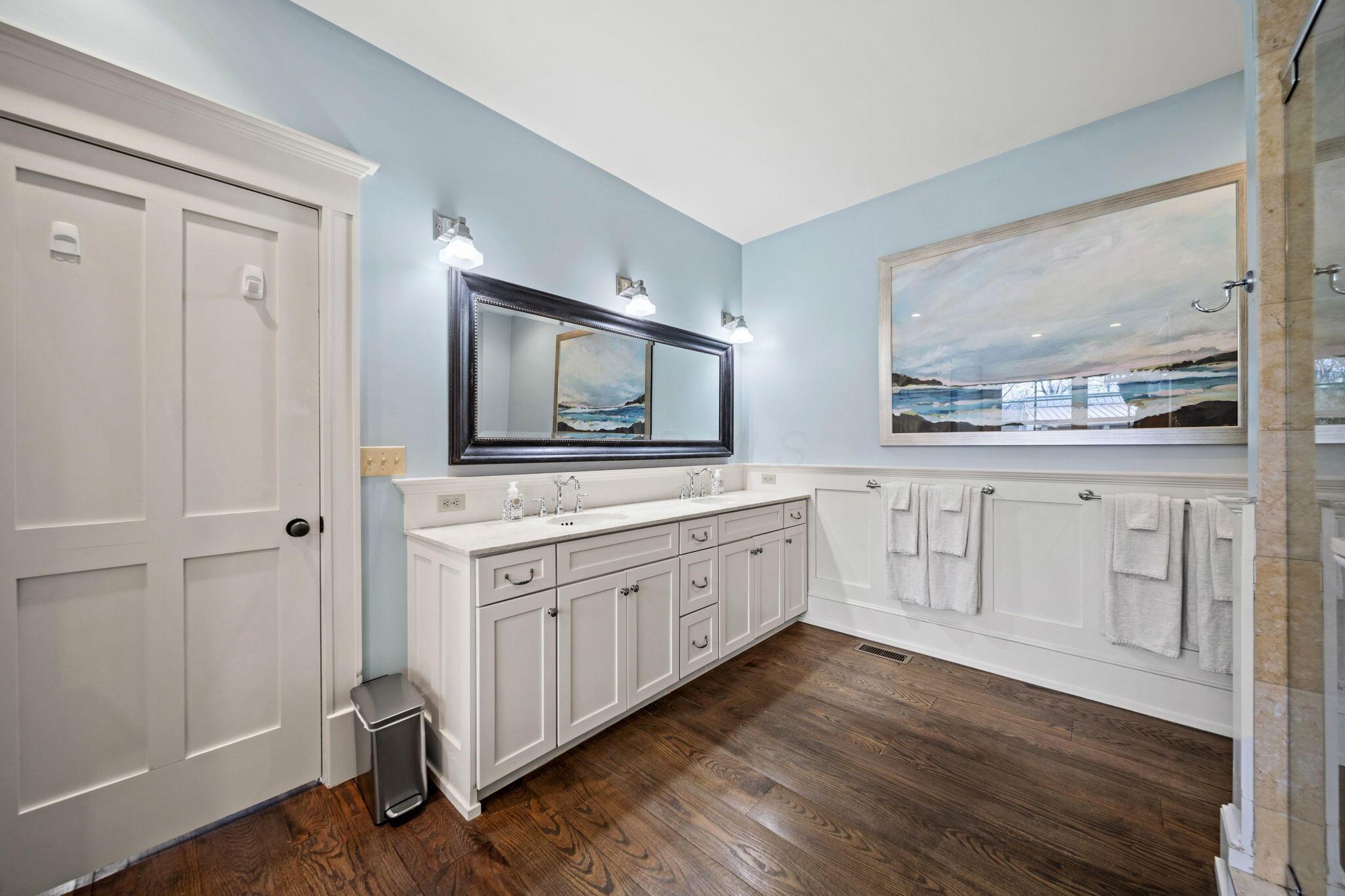 Alexandria, Ohio 43001, United States, 5 Bedrooms Bedrooms, ,11 BathroomsBathrooms,Residential,Contingent,111652