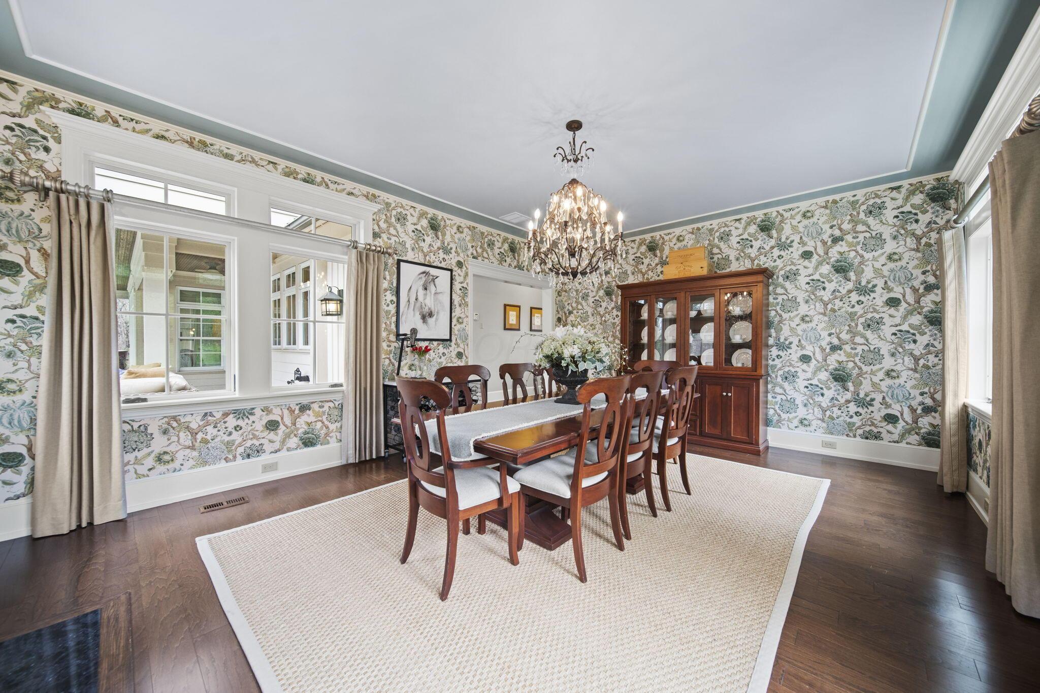 Alexandria, Ohio 43001, United States, 5 Bedrooms Bedrooms, ,11 BathroomsBathrooms,Residential,Contingent,111652