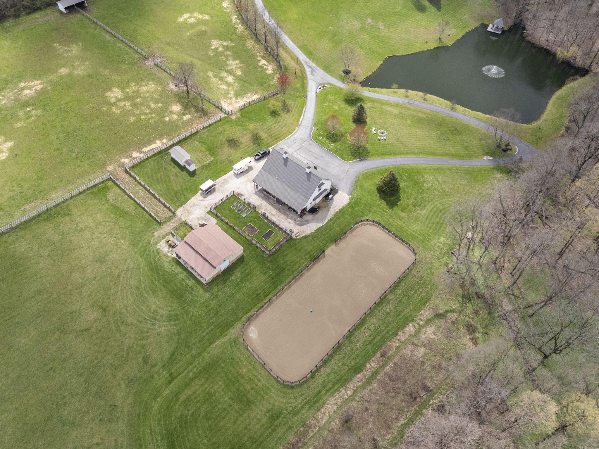 Alexandria, Ohio 43001, United States, 5 Bedrooms Bedrooms, ,11 BathroomsBathrooms,Residential,Contingent,111652