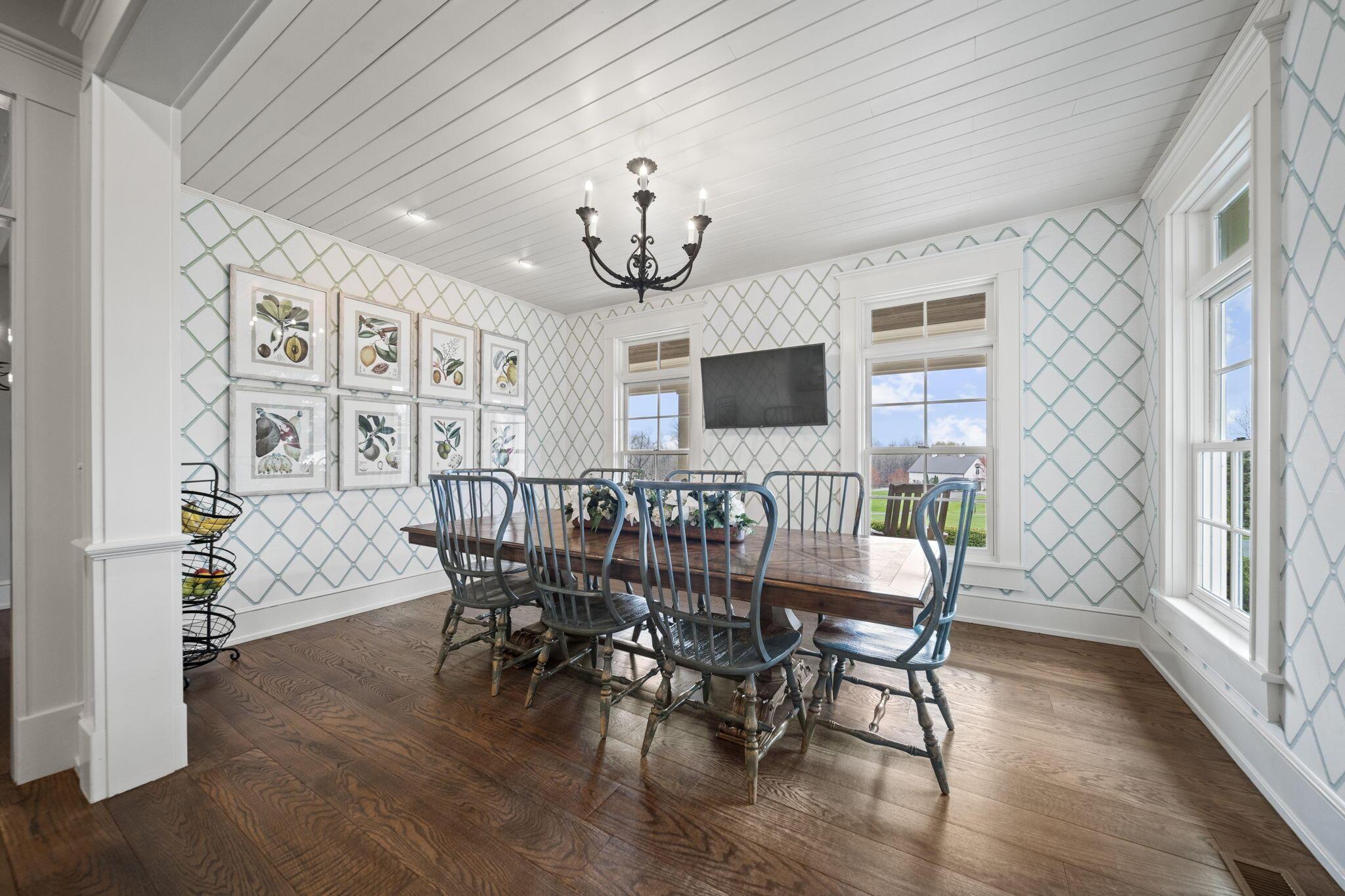 Alexandria, Ohio 43001, United States, 5 Bedrooms Bedrooms, ,11 BathroomsBathrooms,Residential,Contingent,111652