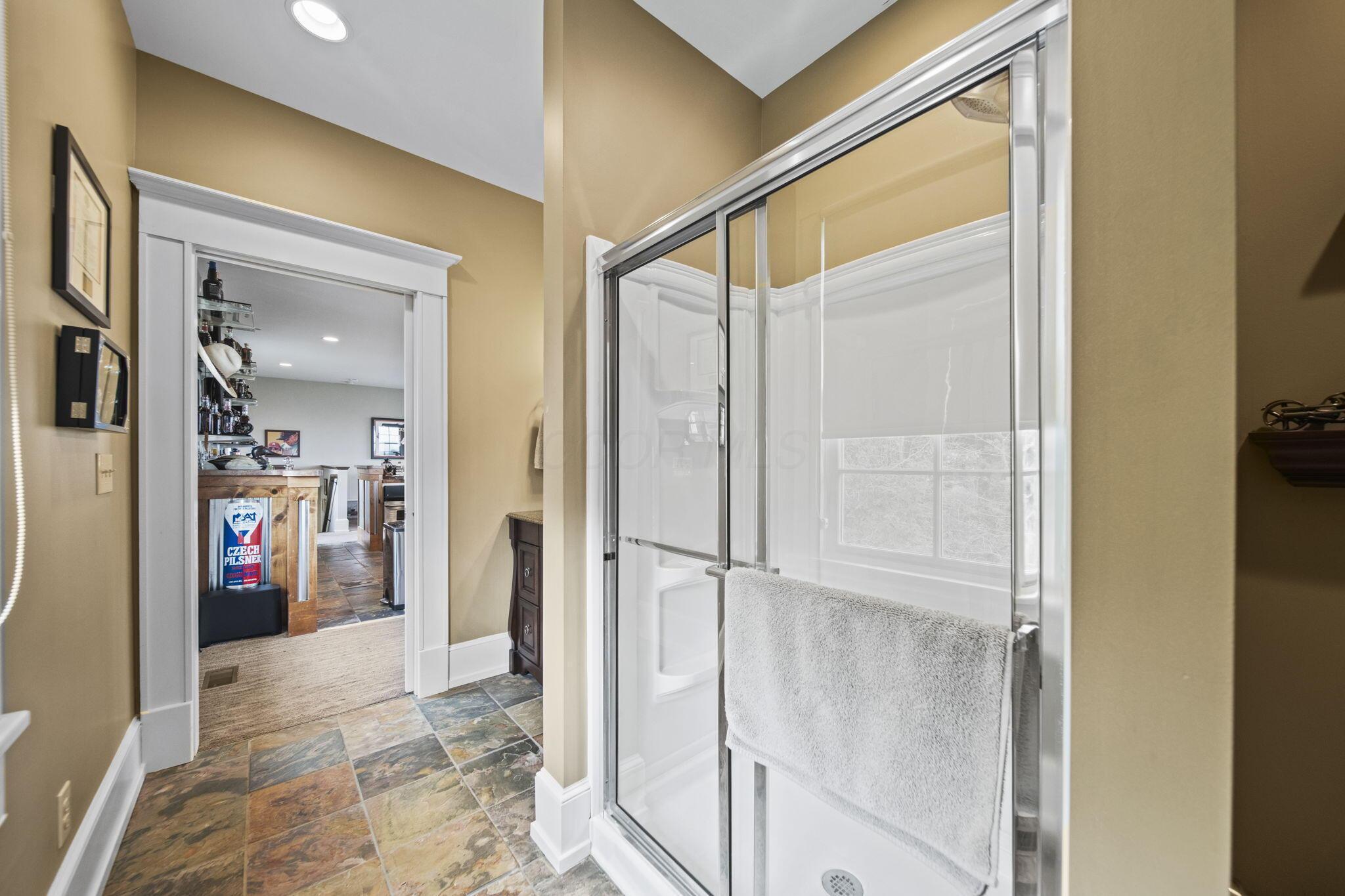 Alexandria, Ohio 43001, United States, 5 Bedrooms Bedrooms, ,11 BathroomsBathrooms,Residential,Contingent,111652