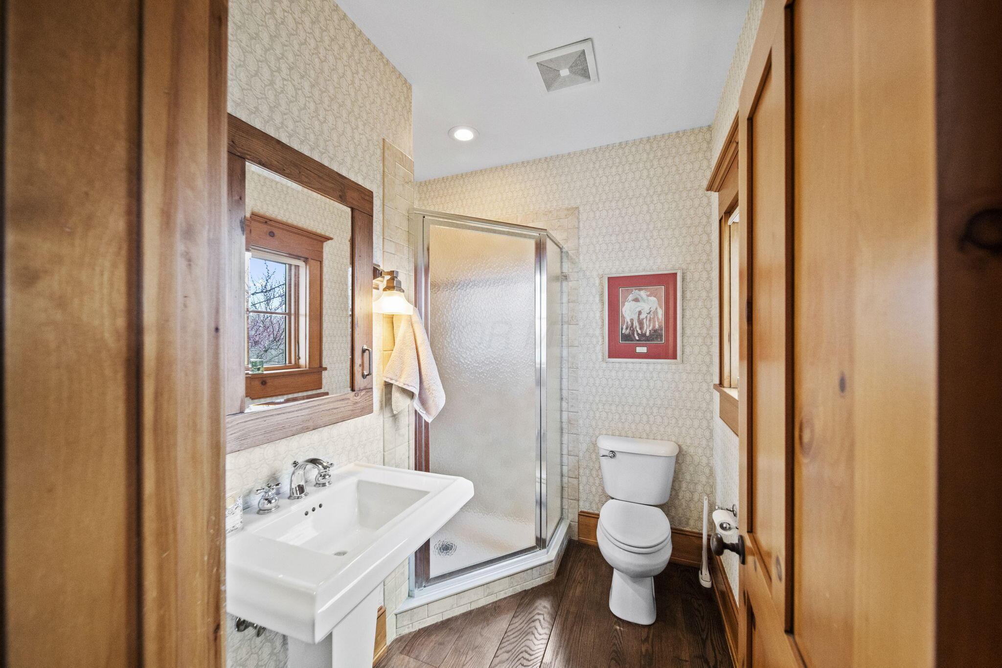 Alexandria, Ohio 43001, United States, 5 Bedrooms Bedrooms, ,11 BathroomsBathrooms,Residential,Contingent,111652