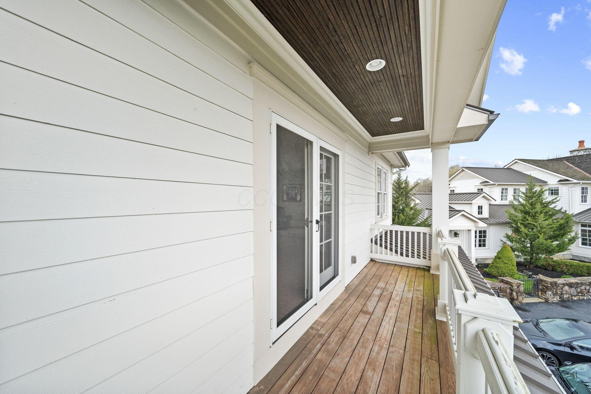 Alexandria, Ohio 43001, United States, 5 Bedrooms Bedrooms, ,11 BathroomsBathrooms,Residential,Contingent,111652