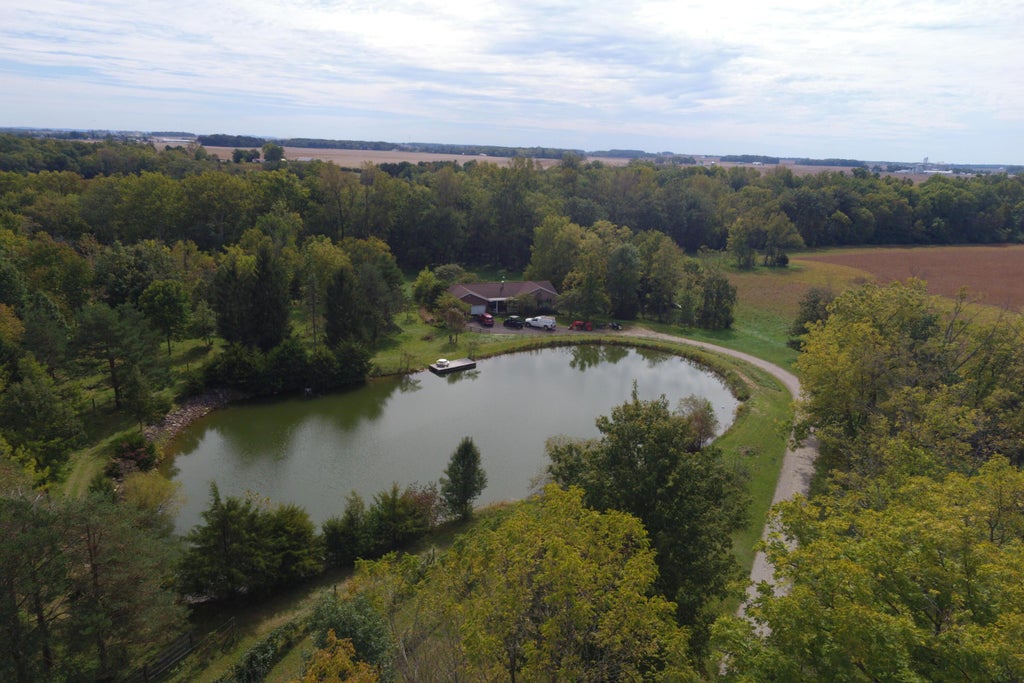 Photo of 931 Flakes Ford Road SW, Washington Court House, OH 43160 (MLS # 226037305)