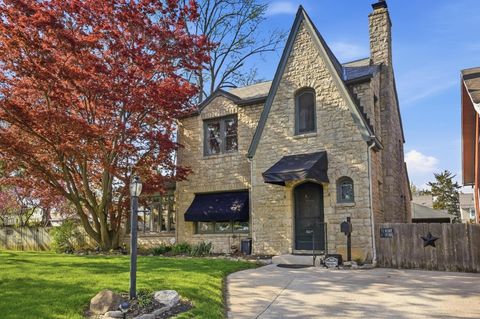 Photo of 3012 Fremont Street, Columbus, OH 43204 (MLS # 226009508)