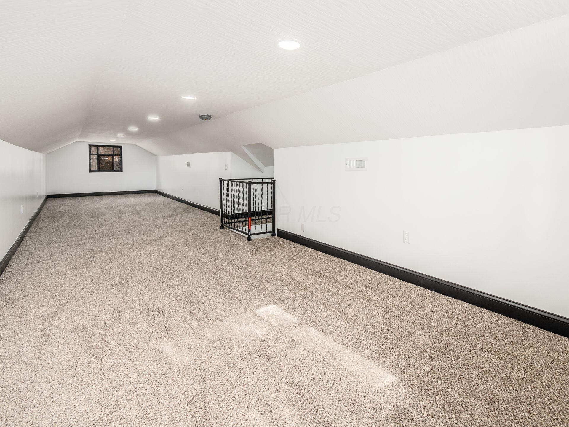 525 S High Street, Urbana, Ohio image 25