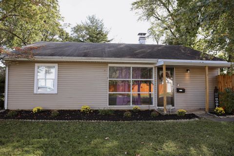Photo of 2963 Brownlee Avenue, Columbus, OH 43209 (MLS # 225039752)