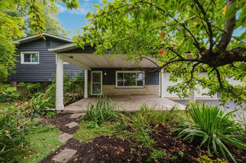 Photo of 3675 Mink Street SW, Pataskala, OH 43062 (MLS # 226031786)