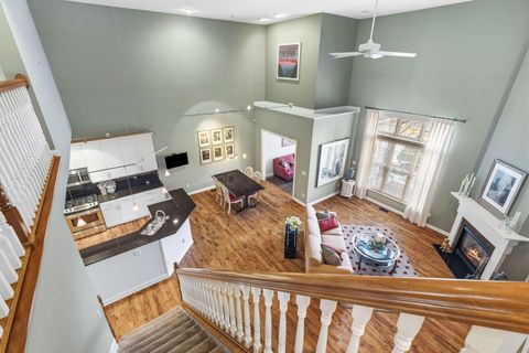 Condo For Sale - 8033 Hillingdon Drive<br/> Delaware County, Powell, OH 43065