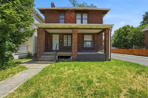 Photo of 996 Wilson Avenue, Columbus, OH 43206 (MLS # 226020492)