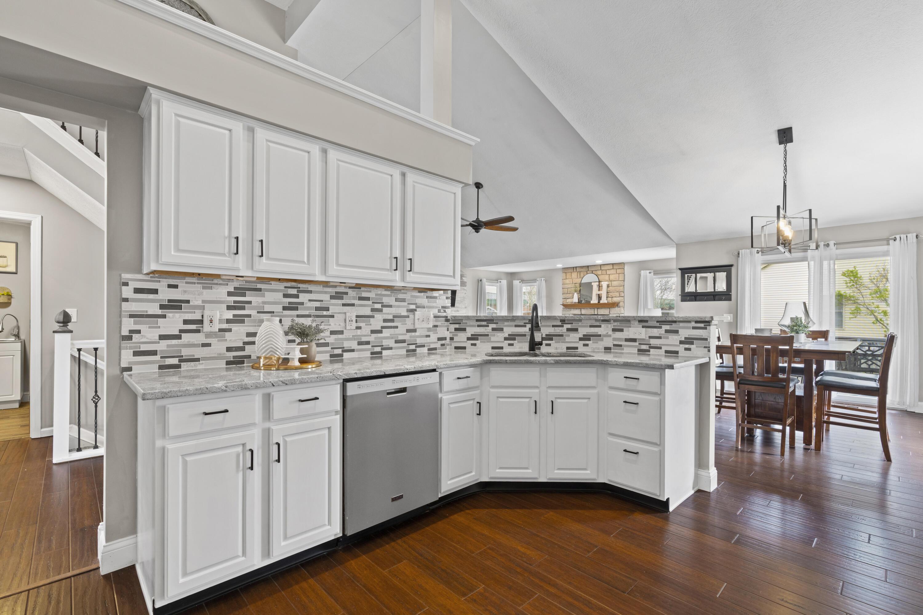 1916 Fawn Meadow Drive, Marysville, Ohio image 14