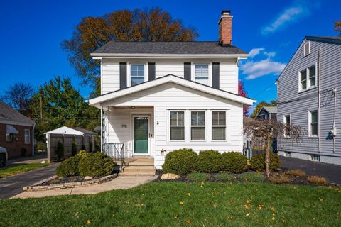 Photo of 190 E Dominion Boulevard, Columbus, OH 43214 (MLS # 226000352)