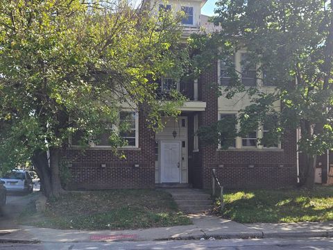 Photo of 1038 Lockbourne Road, Columbus, OH 43206 (MLS # 225039202)