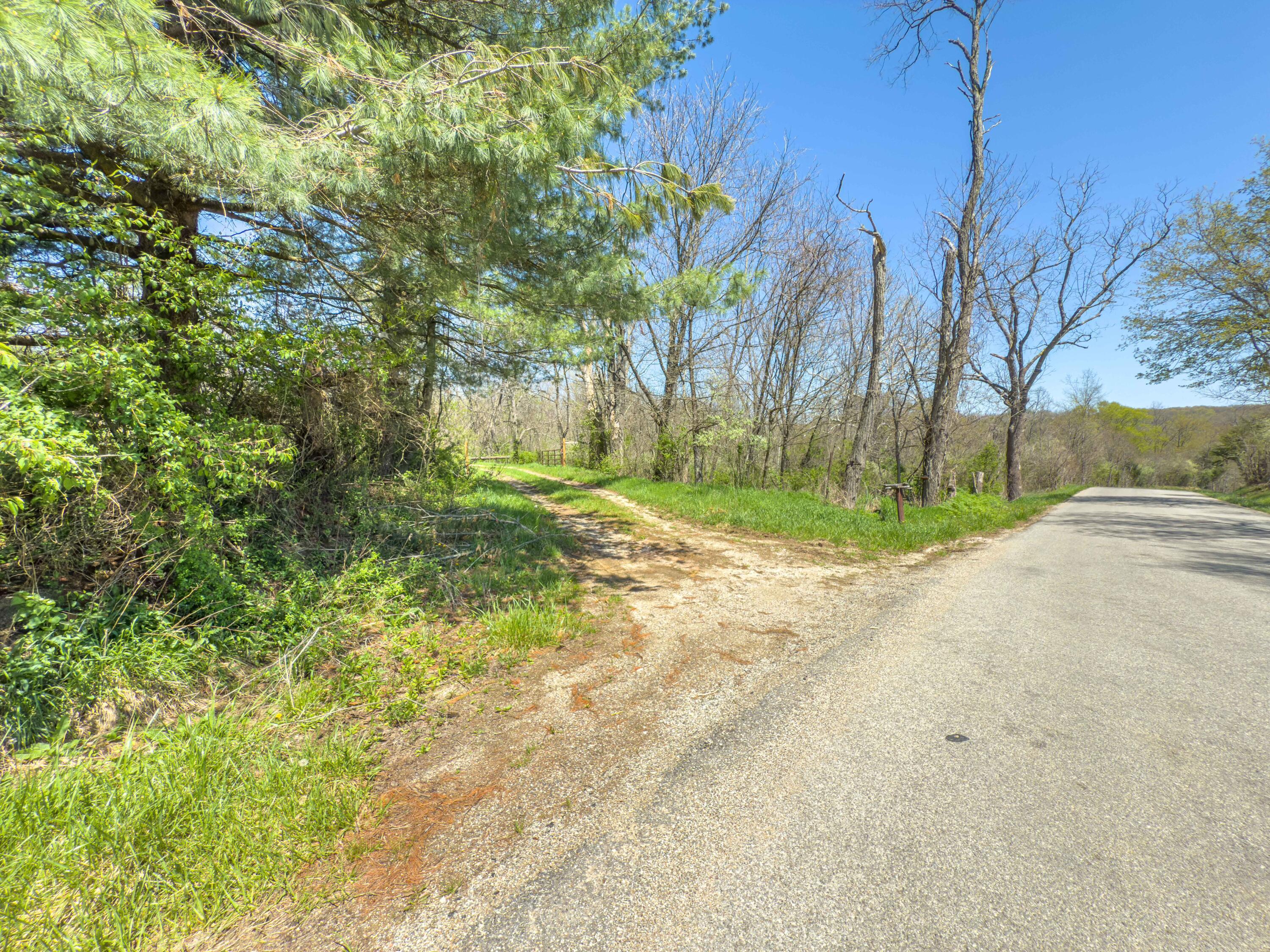 14375 Hooper Ridge Road, Millfield, Ohio image 6