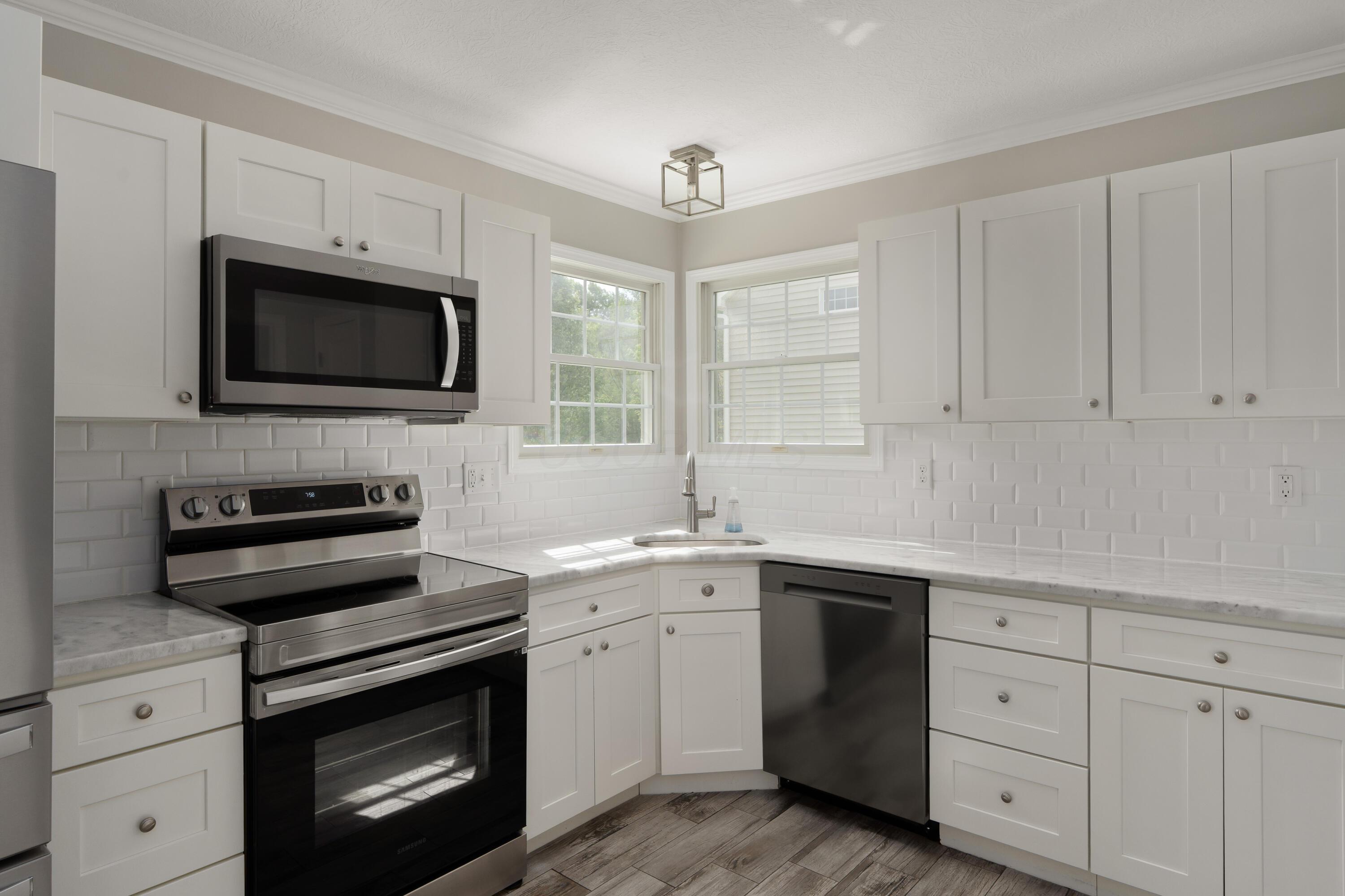 4526 Hoffman Farms Drive, Hilliard, Ohio image 23