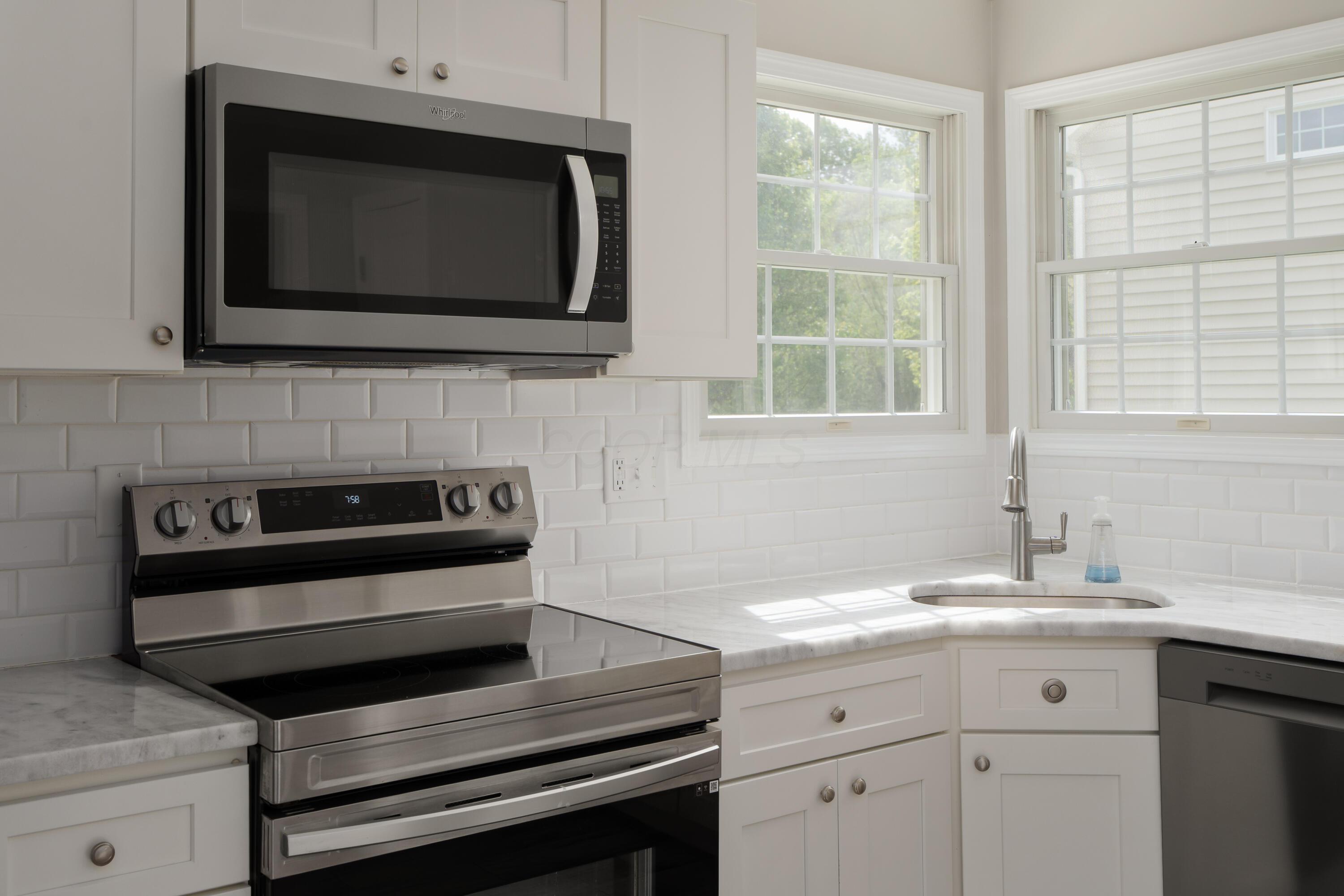 4526 Hoffman Farms Drive, Hilliard, Ohio image 24